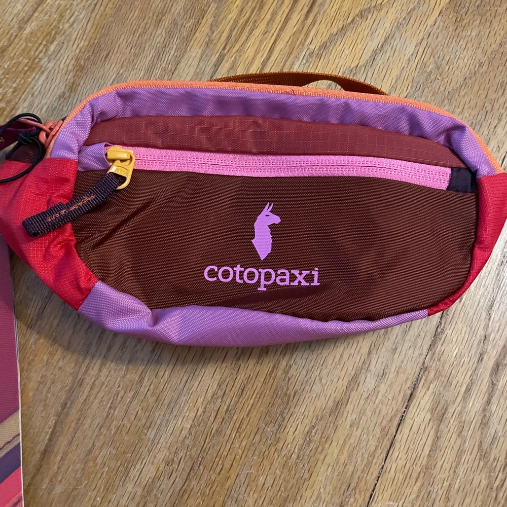 Cotopaxi Kapai 1.5l hip pack- NWT